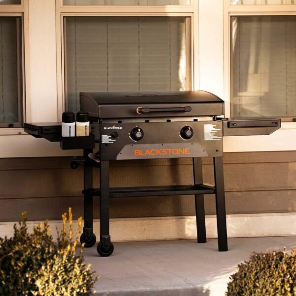 Blackstone 28 Inch Griddle W/ Hood - 2287