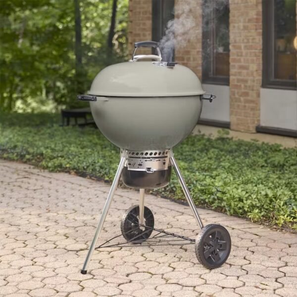 Weber Master Touch Charcoal BBQ 57cm - Smoke